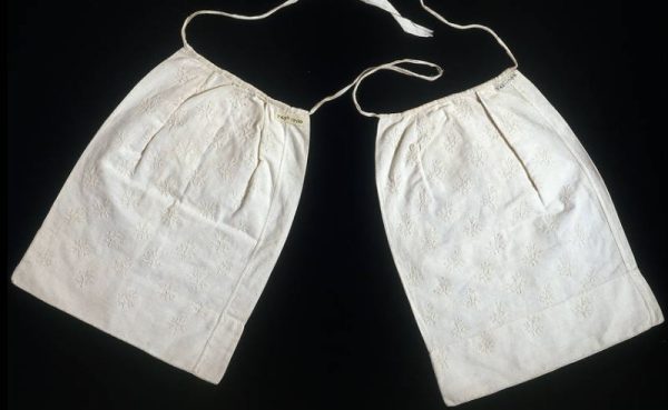 Regency era pockets - Beatrice Knight